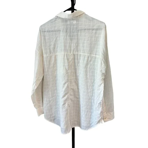 Old Navy Women's Boyfriend-style Longsleeve Buttoned Down Top - Picture 3 of 8